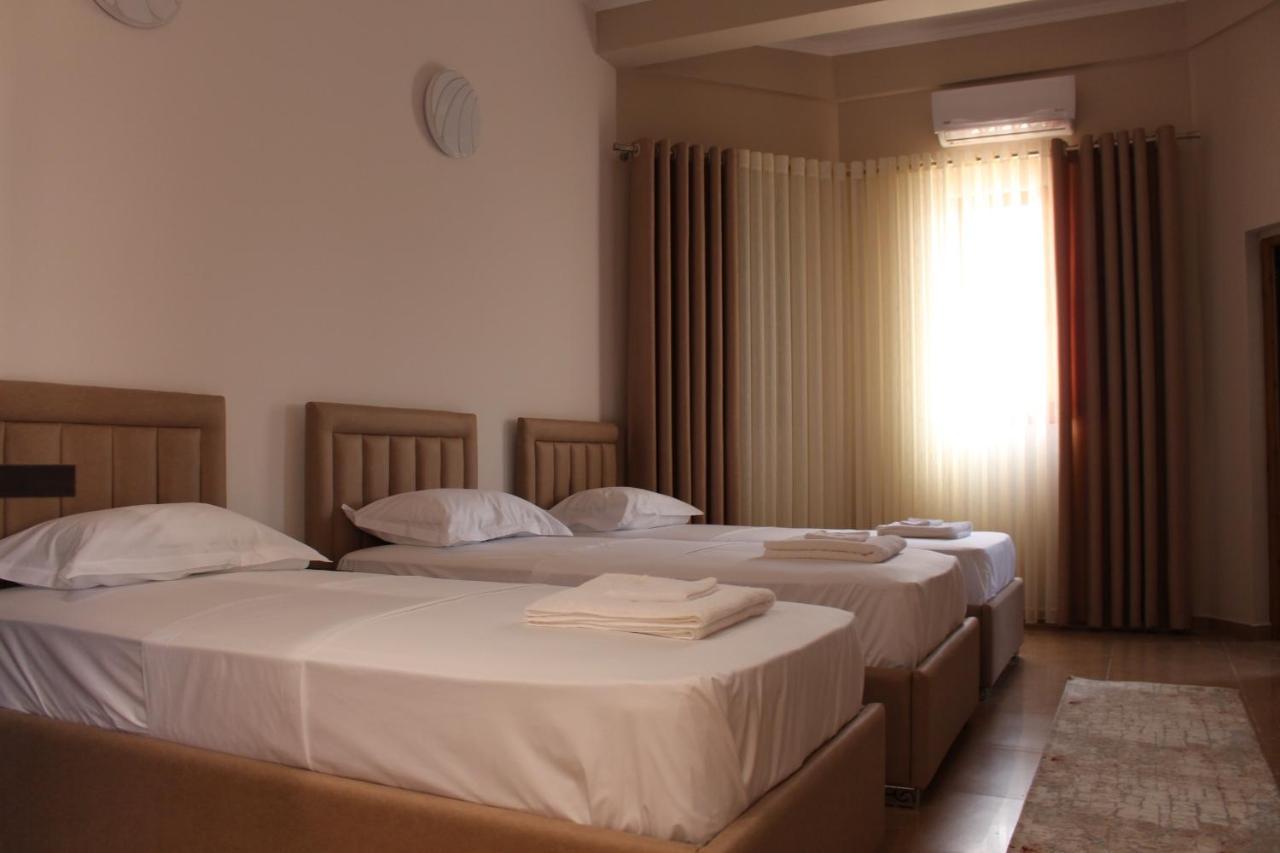 Hotel Vila Maledhi Berat Exterior foto